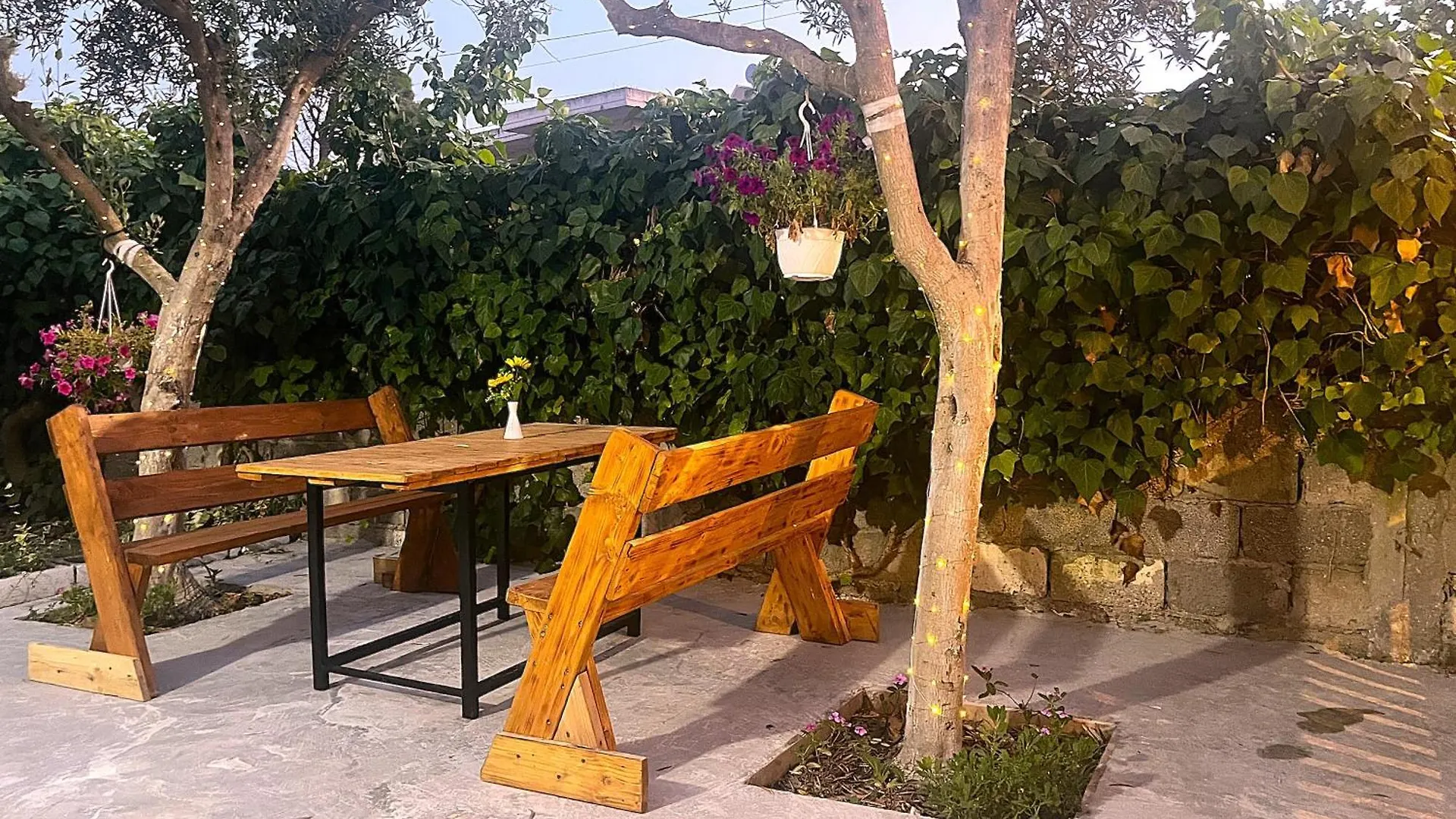 Old Beach Vlora Hostel