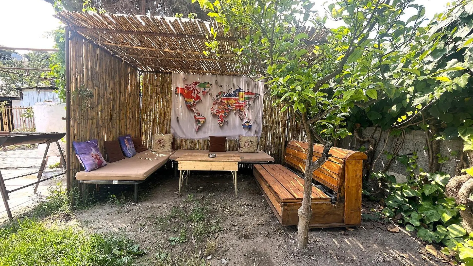 Old Beach Vlora Hostel 阿尔巴尼亚