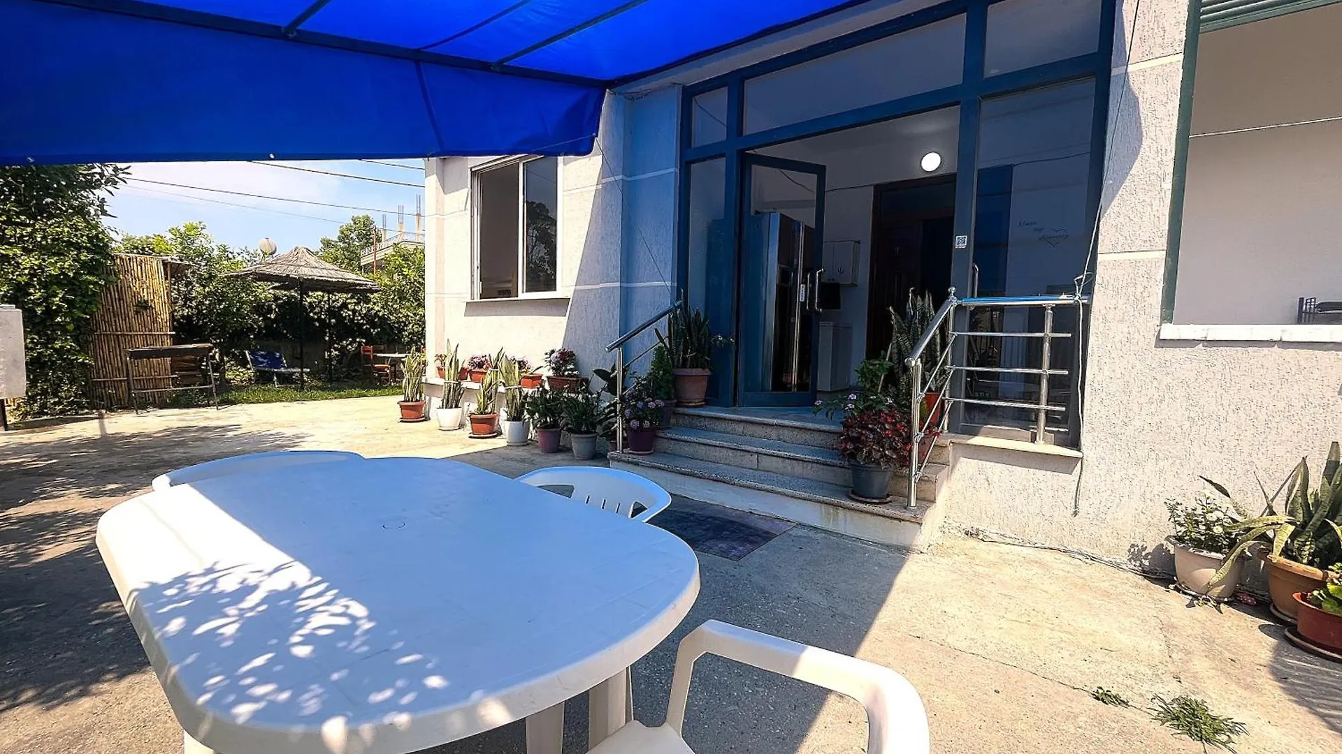Old Beach Vlora Hostel 알바니아
