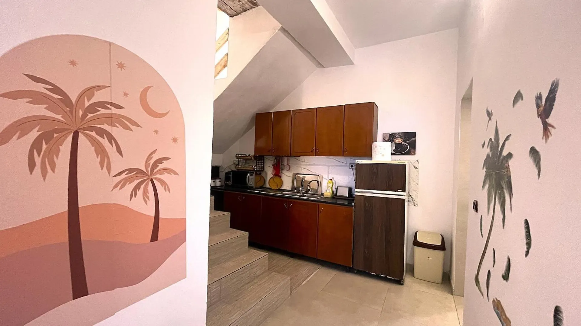Old Beach Vlora Hostel 阿尔巴尼亚