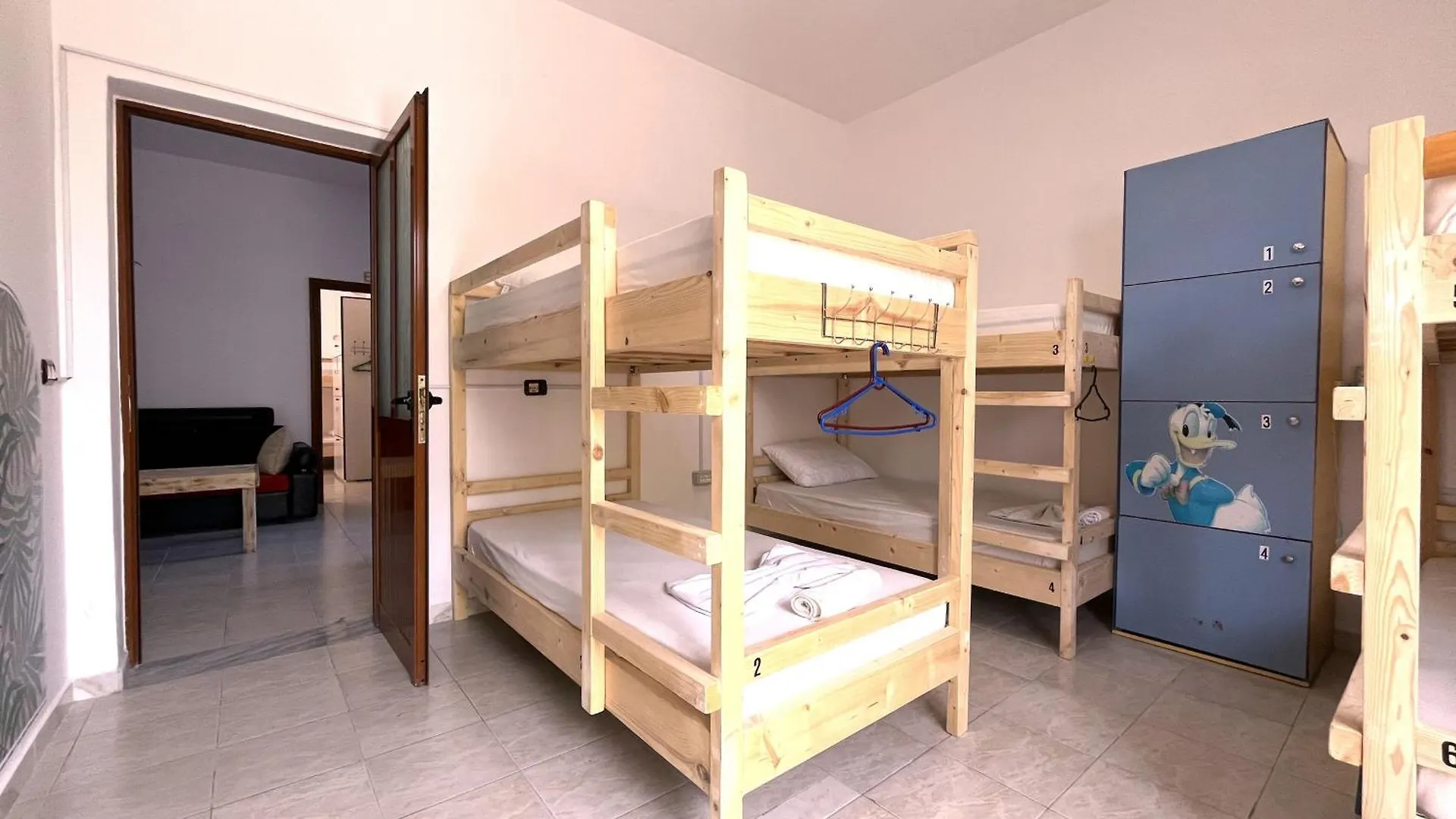 Old Beach Vlora Hostel